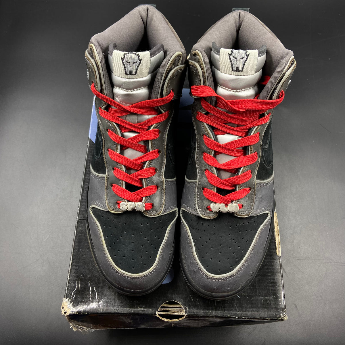 US9 Nike SB Dunk High MF DOOM (2007) – SneakerDenn