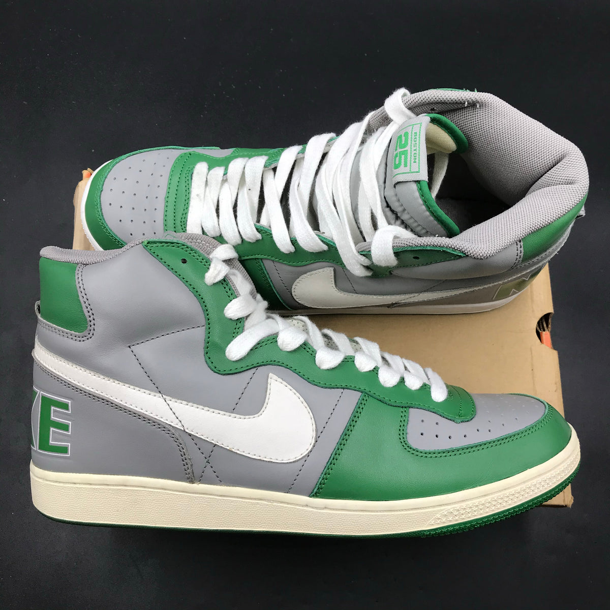 US14 Nike Terminator High Boston Celtics (2003) – SneakerDenn