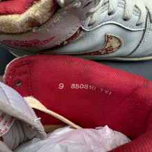 Load image into Gallery viewer, US9 Air Jordan 1 High OG Red Metallic (1985)

