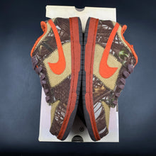 Load image into Gallery viewer, US11.5 Nike SB Dunk Low Hunter Reese Forbes (2004)
