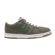 Load image into Gallery viewer, US10.5 Nike Dunk Low CL Ironstone Olive Hemp (2006)
