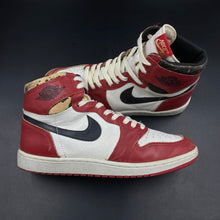 Load image into Gallery viewer, US11.5 Air Jordan 1 High Chicago OG (1985)
