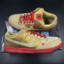 Load image into Gallery viewer, US13 Nike SB Dunk Low Money Cat (2007)
