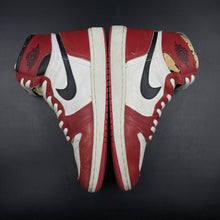 Load image into Gallery viewer, US11.5 Air Jordan 1 High Chicago OG (1985)
