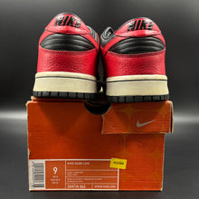 Load image into Gallery viewer, US9 Nike Dunk Low Bred JD Sports (2004)
