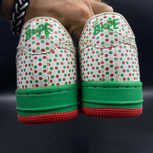 Load image into Gallery viewer, US7 Bapesta Polka Dot Green Red (2006)
