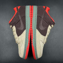 Load image into Gallery viewer, US9 Nike Dunk Low CL Reed / Boulder / Chile Red (2008)
