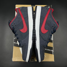 Load image into Gallery viewer, US9.5 Nike SB Dunk Low Obsidian Gym Red (2012)

