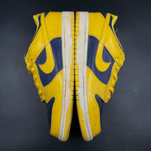 Load image into Gallery viewer, US10 Nike Dunk Low Reverse Michigan VNTG (2010)
