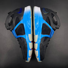 Load image into Gallery viewer, US11.5 Nike Zoom Huarache TR Mid PlayStation &#39;Move&#39; SAMPLE (2010)
