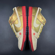 Load image into Gallery viewer, US9.5 Nike SB Dunk Low Money Cat (2007)
