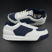 Load image into Gallery viewer, US10 Reebok S. Carter White / Navy (2005)
