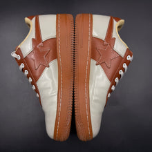 Load image into Gallery viewer, US9.5 Bapesta Saddle Brown Grey (2011)
