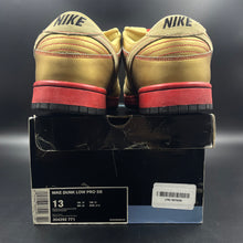 Load image into Gallery viewer, US13 Nike SB Dunk Low Money Cat (2007)
