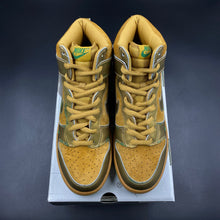 Load image into Gallery viewer, US10 Nike SB Dunk High Lucky 7 (2004)
