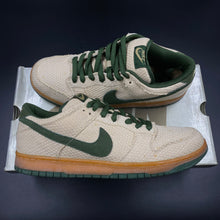 Load image into Gallery viewer, US11.5 Nike SB Dunk Low Hemp Bonsai Green (2003)
