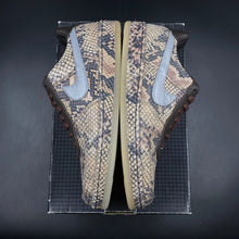 Load image into Gallery viewer, US9.5 Nike Air Force 1 Low Python Downtown (2009)
