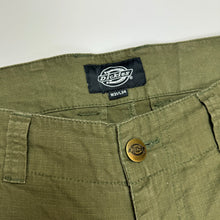 Load image into Gallery viewer, Dickies Olive Cargo (31x34)
