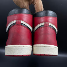 Load image into Gallery viewer, US13 Nike Air Jordan 1 Chicago OG (1985)
