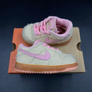 5C Nike Dunk Low Hemp Pink (2004)