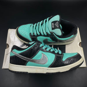 US11 Nike SB Dunk Low Diamond Supply Tiffany (2005)