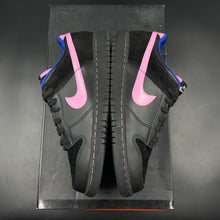 Load image into Gallery viewer, US10 Nike Dunk Low iD Black / Pink (2005)
