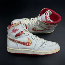 Load image into Gallery viewer, US9 Air Jordan 1 High OG Red Metallic (1985)
