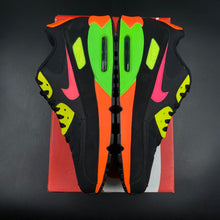 Load image into Gallery viewer, US11.5 Nike Air Max 90 Tokyo Neon (2018)
