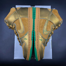 Load image into Gallery viewer, US10 Nike SB Dunk High Lucky 7 (2004)
