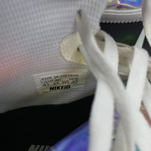 Load image into Gallery viewer, US10.5 Nike Air Force 1 Mid iD Iridescent (2015)
