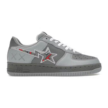 Load image into Gallery viewer, US12 Bapesta Kaws Gray Red (2005)
