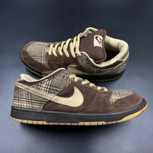 Load image into Gallery viewer, US13 Nike SB Dunk Low Pro Tweed (2004)
