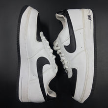 Load image into Gallery viewer, US12 Nike Air Force 1 Low White / Black (2004)
