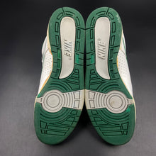Load image into Gallery viewer, US12 Nike Delta Force AC White / Green (1987)
