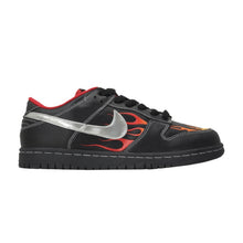 Load image into Gallery viewer, US7 Nike Dunk Low Flame (2004)
