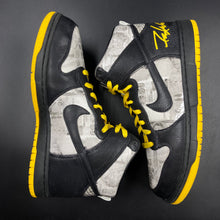 Load image into Gallery viewer, US10 Nike Dunk High FLOM x Livestrong (2009)
