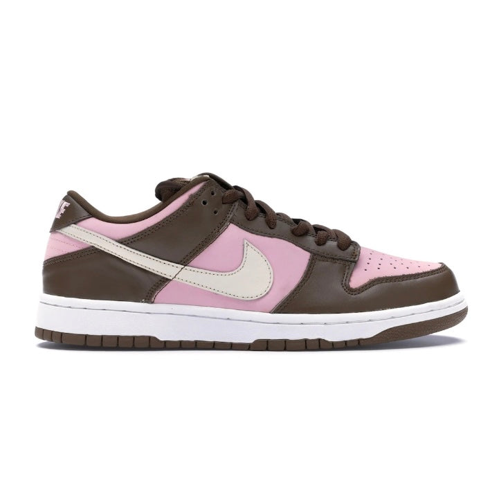 US13 Nike SB Dunk Low Stüssy Cherry (2005) – SneakerDenn