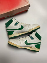Load image into Gallery viewer, US12 Nike Delta Force AC White / Green (1987)
