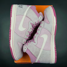 Load image into Gallery viewer, US11.5 Nike Dunk High Year of the Pig (2007)
