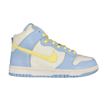 Load image into Gallery viewer, US9 Nike Dunk High Baby Blue (2004)
