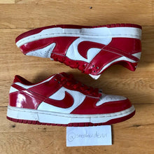 Load image into Gallery viewer, US7.5 Nike Dunk Low St John&#39;s (2001)
