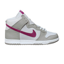 Load image into Gallery viewer, US7.5 Nike Dunk High Raspberry (2003)
