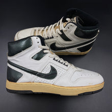 Load image into Gallery viewer, US11.5 Nike Delta Force AC High Snakeskin Green (1987)
