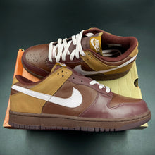 Load image into Gallery viewer, US9.5 Nike Dunk Low Cardinal Red / Baroque Brown (2005)
