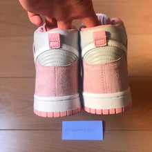 Load image into Gallery viewer, US7 Nike Dunk High Real Pink Grey (2004)
