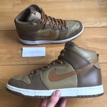 Load image into Gallery viewer, US12 Nike Dunk High Maple (2003)
