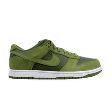 Load image into Gallery viewer, US9.5 Nike Dunk Low Palm Green (2016)
