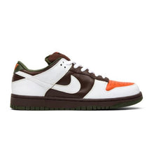 Load image into Gallery viewer, US12 Nike SB Dunk Low Oompa Loompa (2005)
