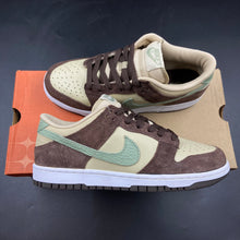 Load image into Gallery viewer, US7 Nike Dunk Low Baroque Glaze Green (2004)
