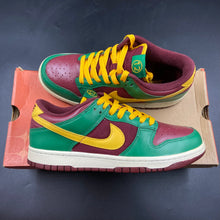 Load image into Gallery viewer, US7.5 Nike Dunk Low Portugal (2004)
